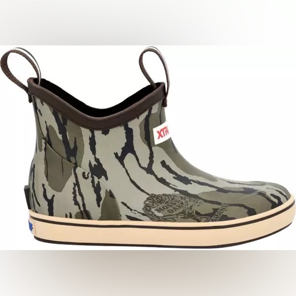 xtratuf Shoes Xtratuf Kids Ankle Deck Boots In Camouflaged 4y